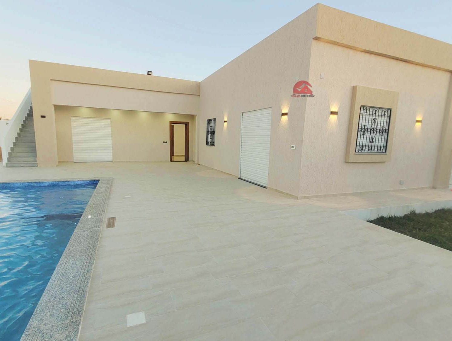 Vente villa avec piscine à Sidi Jmour Djerba ZA - Réf V682