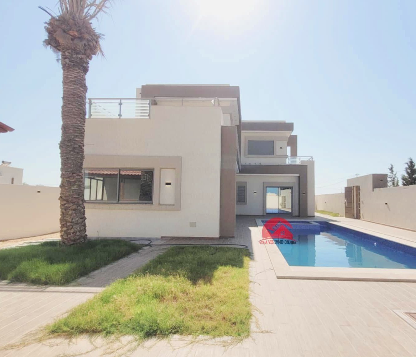 Vente villa avec piscine - Djerba ZA - titre bleu - Réf V684